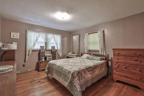 242 Highland Ave, Blanchester, OH 45107 photo 9