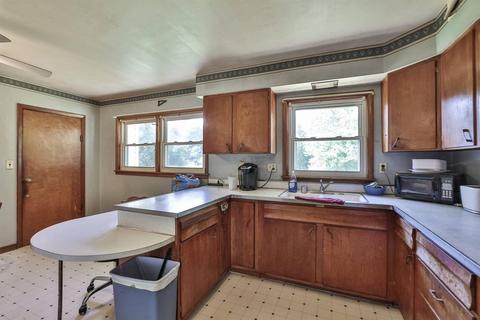 242 Highland Ave, Blanchester, OH 45107 photo 7