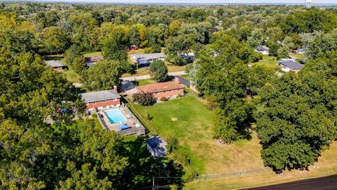 561 Robert A Taft Dr, Cincinnati, OH 45244 photo 5