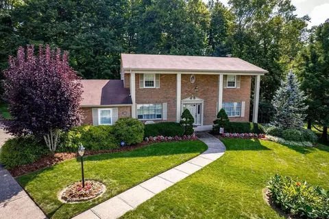 2002 Beechcroft Ct, Cincinnati, OH 45233 photo 43