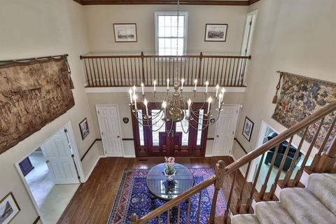 7775 Ivygate Ln, Montgomery, OH 45242 photo 4