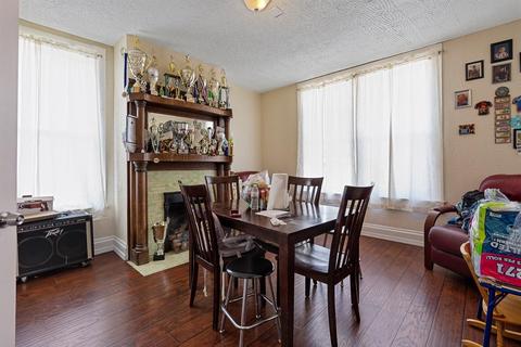 1036 Seton, Cincinnati, OH 45205 photo 13