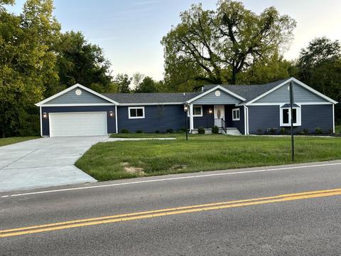205 Riddle Rd, Woodlawn, OH 45215 photo 1