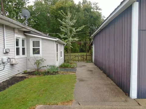 521 Main St, Georgetown, OH 45121 photo 5