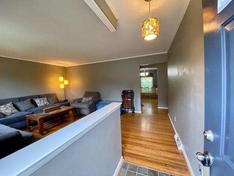 1969 Edgewater Dr, Cincinnati, OH 45240 photo 4