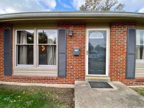 1969 Edgewater Dr, Cincinnati, OH 45240 photo 3