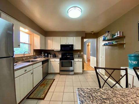 1969 Edgewater Dr, Cincinnati, OH 45240 photo 10