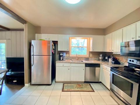 1969 Edgewater Dr, Cincinnati, OH 45240 photo 13