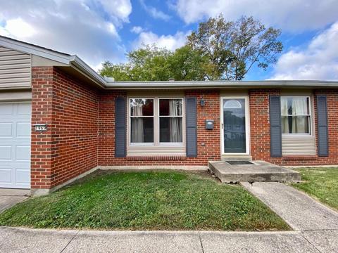 1969 Edgewater Dr, Cincinnati, OH 45240 photo 2