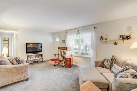 977 Sarbrook Dr, Cincinnati, OH 45231 photo 7