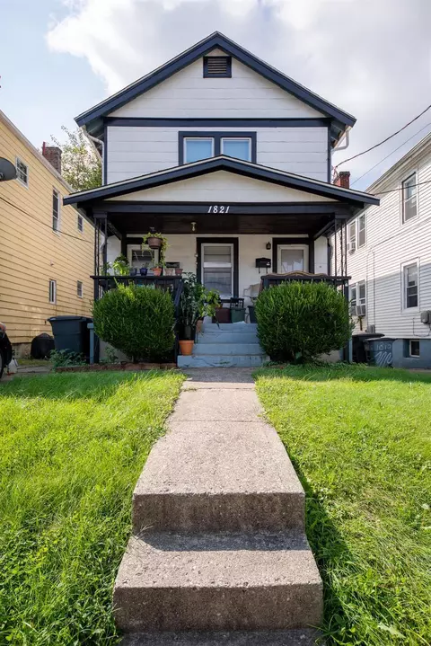 1821 Maple Ave, Cincinnati, OH 45212 photo 1