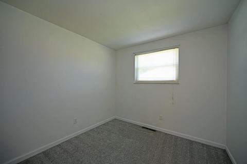 592 Mercury Dr, Cincinnati, OH 45244 photo 18