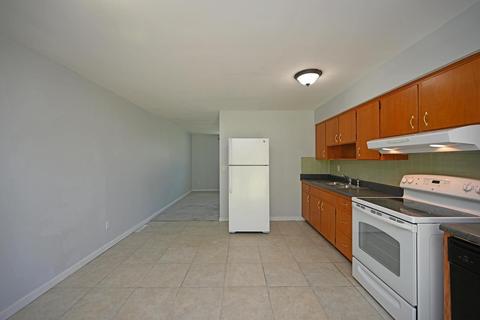 592 Mercury Dr, Cincinnati, OH 45244 photo 9