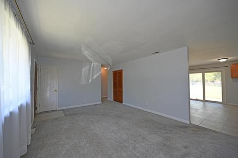 592 Mercury Dr, Cincinnati, OH 45244 photo 6
