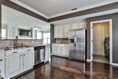 877 Anson Dr, Cincinnati, OH 45245 photo 14