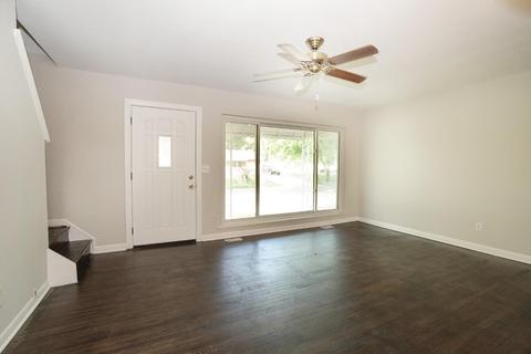 11390 Framingham Dr, Forest Park, OH 45240 photo 2