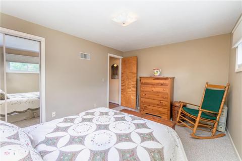 17 Hadley Rd, Greenhills, OH 45218 photo 13
