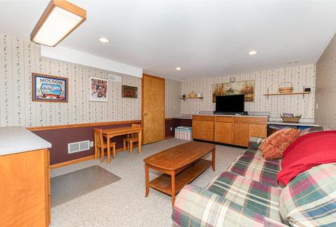 17 Hadley Rd, Greenhills, OH 45218 photo 23