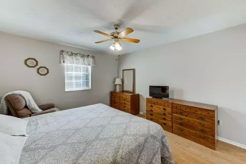 7933 Oak Leaf Cir, West Chester, OH 45241 photo 17