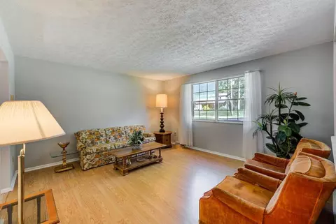 7933 Oak Leaf Cir, West Chester, OH 45241 photo 4