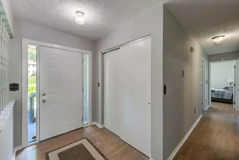 7933 Oak Leaf Cir, West Chester, OH 45241 photo 3