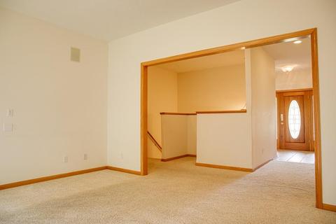 2013 Mistletoe Ct, Amelia, OH 45102 photo 11