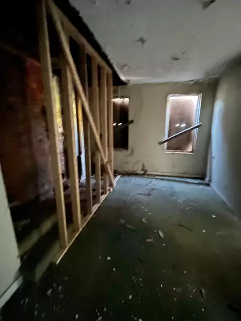 38 Clifton Ave, Cincinnati, OH 45202 photo 2