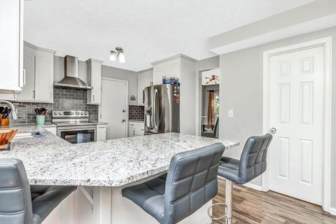 7933 Wainwright Ln, Maineville, OH 45039 photo 11