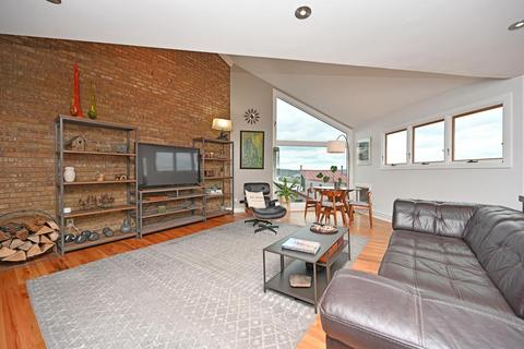 1024 Hatch St, Cincinnati, OH 45202 photo 7