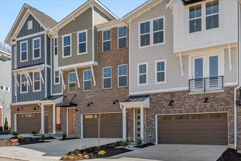 104 Blossom View Dr #503, Loveland, OH 45140