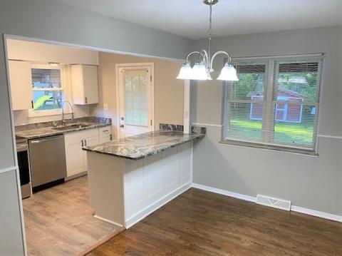 2539 Garrison Dr, Cincinnati, OH 45231 photo 4