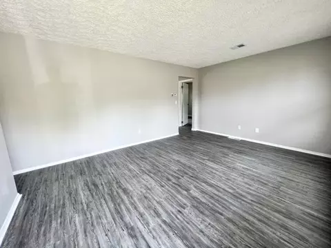 2033 Roosevelt Ave, Cincinnati, OH 45240 photo 4