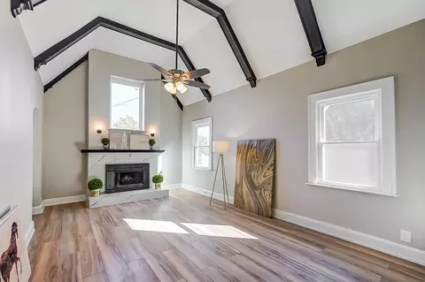 933 Purcell Ave, Cincinnati, OH 45205 photo 3