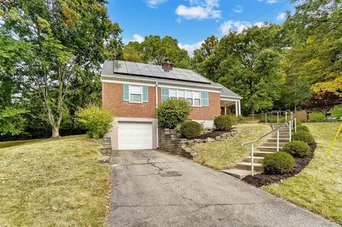 4319 Joan Pl, Mariemont, OH 45227 photo 2