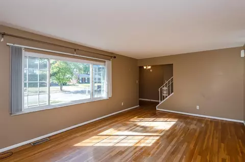 1634 Pinebluff Ln, Cincinnati, OH 45255 photo 5