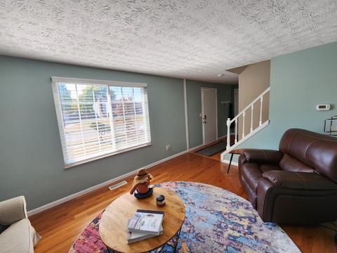 654 Ridgeview Dr, Harrison, OH 45030 photo 4