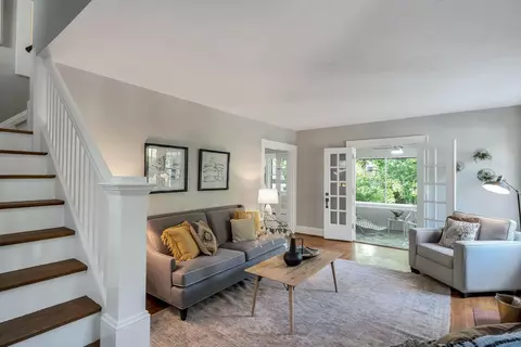 1122 Inglenook Pl, Cincinnati, OH 45208 photo 8