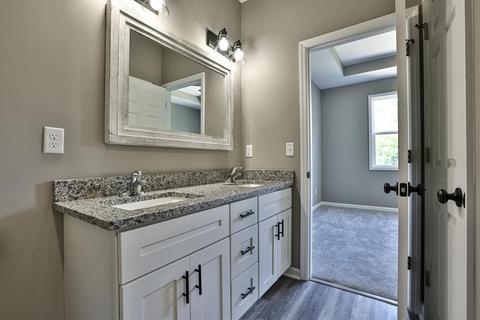3384 Forestview Gdns, Cincinnati, OH 45211 photo 17