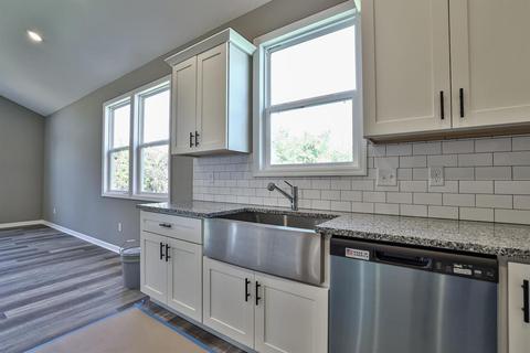 3384 Forestview Gdns, Cincinnati, OH 45211 photo 12