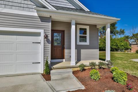 3384 Forestview Gdns, Cincinnati, OH 45211 photo 2