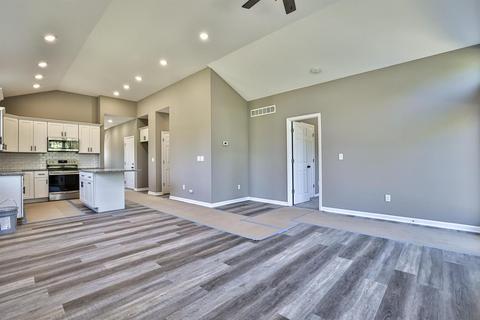 3384 Forestview Gdns, Cincinnati, OH 45211 photo 6