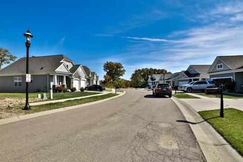 3384 Forestview Gdns, Cincinnati, OH 45211 photo 27