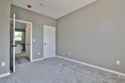 3384 Forestview Gdns, Cincinnati, OH 45211 photo 24