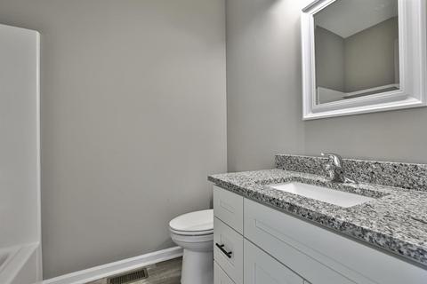 3384 Forestview Gdns, Cincinnati, OH 45211 photo 20