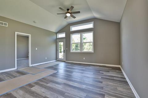 3384 Forestview Gdns, Cincinnati, OH 45211 photo 5