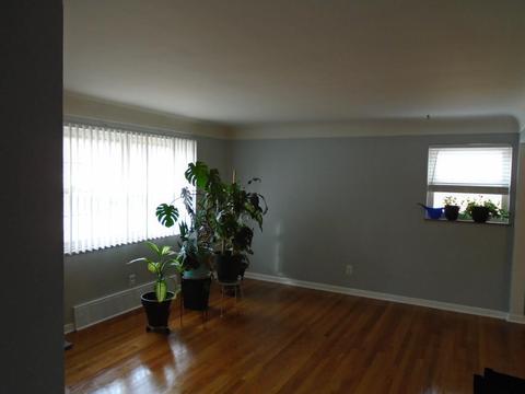 1056 Pelican Dr, Cincinnati, OH 45231 photo 4