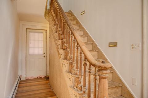 2249 Loth St, Cincinnati, OH 45219 photo 8