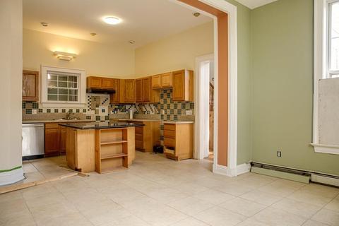 2249 Loth St, Cincinnati, OH 45219 photo 14