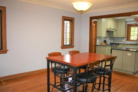 15 Interwood Pl, Cincinnati, OH 45220 photo 4
