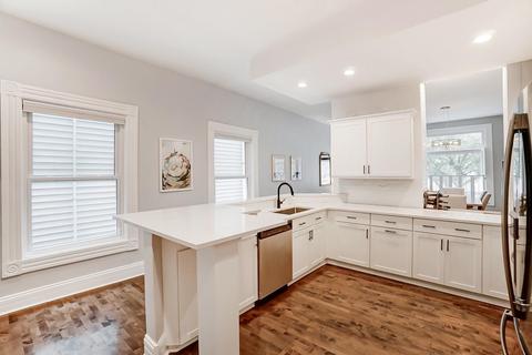 972 Hatch St, Cincinnati, OH 45202 photo 8